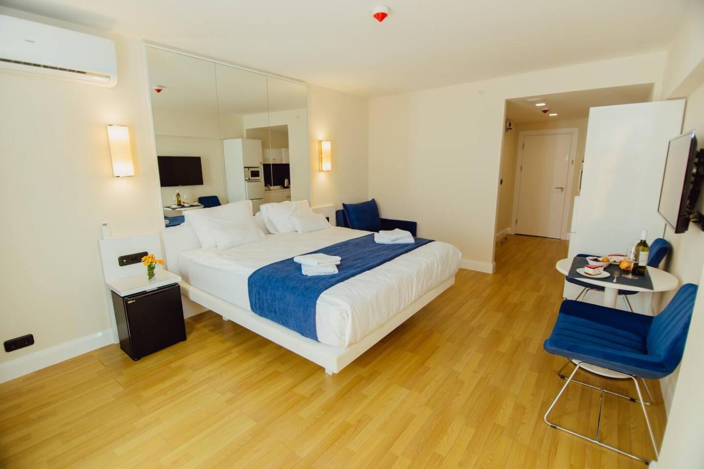 Orbi City Block A Floor 10 Room 40 Batumi Eksteriør bilde