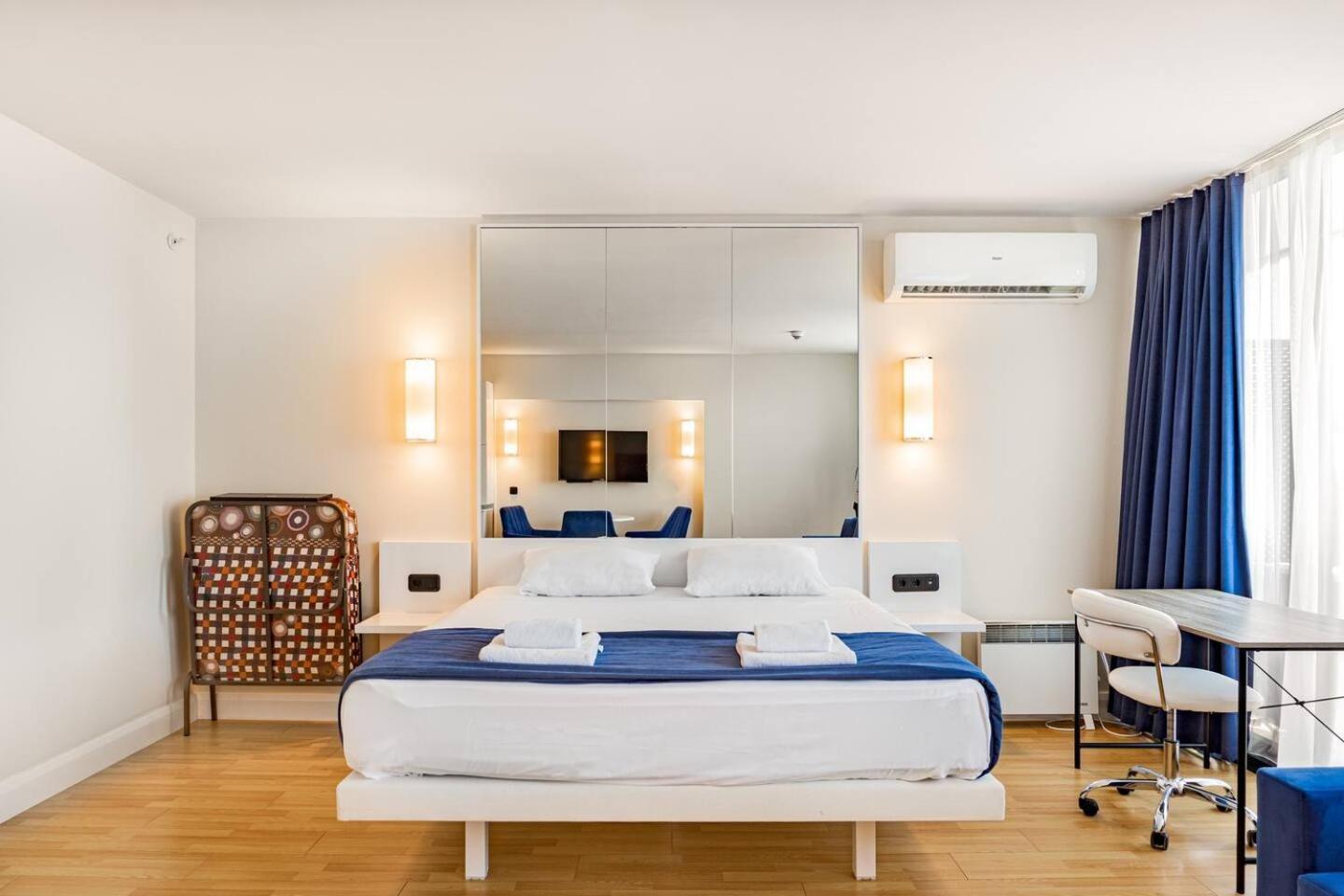 Orbi City Block A Floor 10 Room 40 Batumi Eksteriør bilde